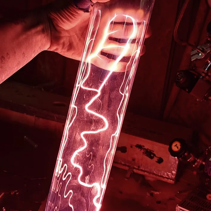 PlasmaPulse - Interactive Mood Light
